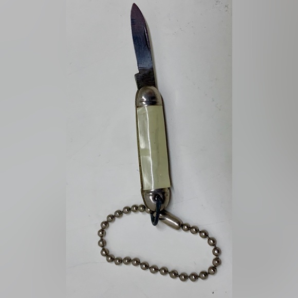 1950s Vintage Miniature Mother of Pearl Pike’s Peak CO Miniaiture Keychain - Picture 10 of 11